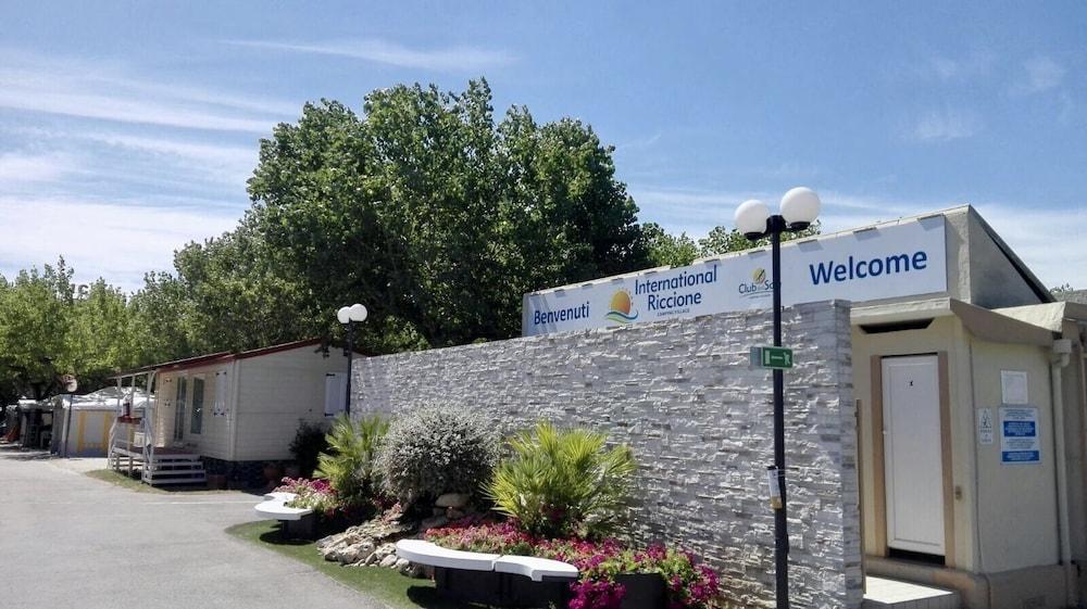 Club Del Sole Riccione Easy Camping Village Esterno foto